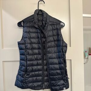 REI women’s vest